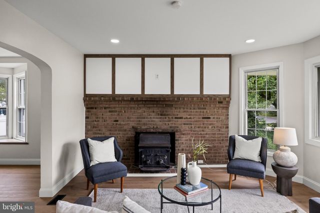 620 CENTRAL AVE, Laurel Springs, NJ 08021