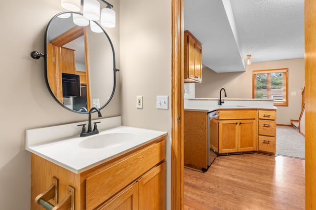 1585 Millpond Court, Chaska, MN 55318