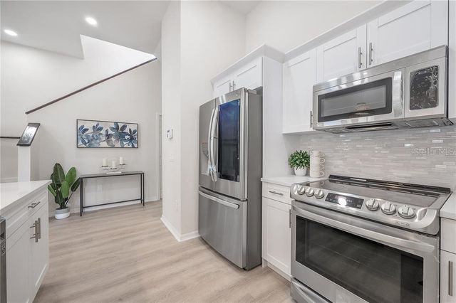 9417 CITRUS GLEN PLACE 9417, Tampa, FL 33618