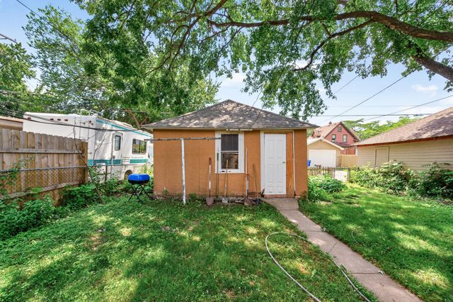 790 Geranium Avenue E, Saint Paul, MN 55106
