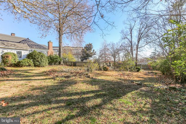 724 WILLIAM ST, Fredericksburg, VA 22401