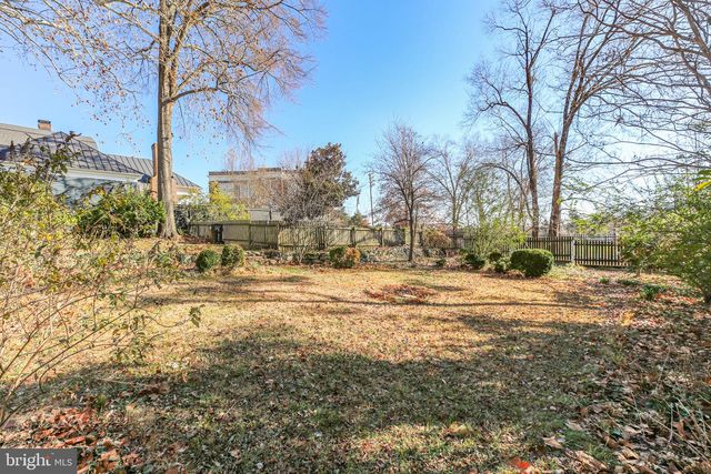 724 WILLIAM ST, Fredericksburg, VA 22401