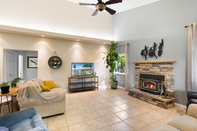 1361 Taylor Rd, Newcastle, CA 95658