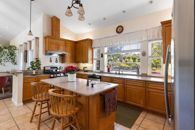 1361 Taylor Rd, Newcastle, CA 95658