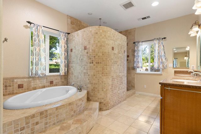 1361 Taylor Rd, Newcastle, CA 95658