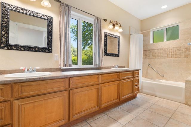 1361 Taylor Rd, Newcastle, CA 95658