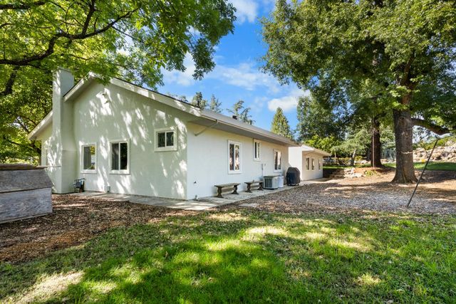 1361 Taylor Rd, Newcastle, CA 95658
