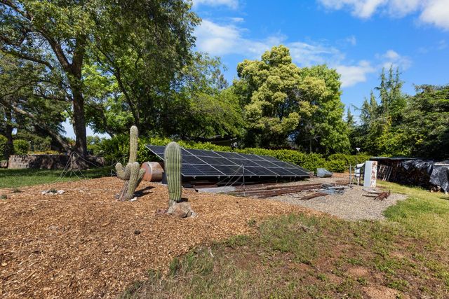 1361 Taylor Rd, Newcastle, CA 95658