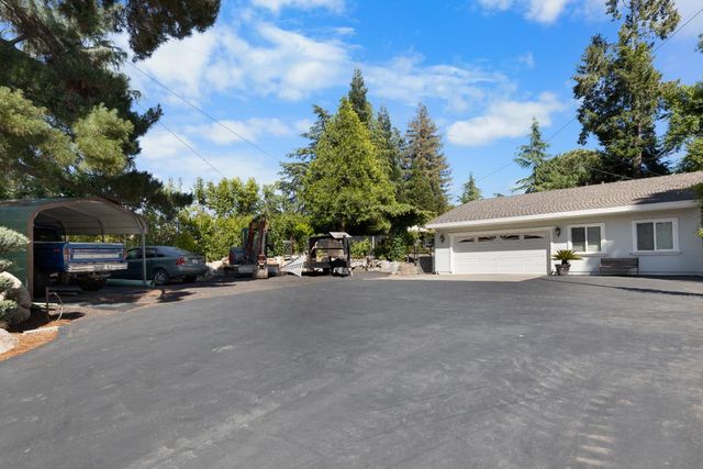 1361 Taylor Rd, Newcastle, CA 95658