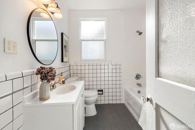 334 Chicago Way, San Francisco, CA 94112
