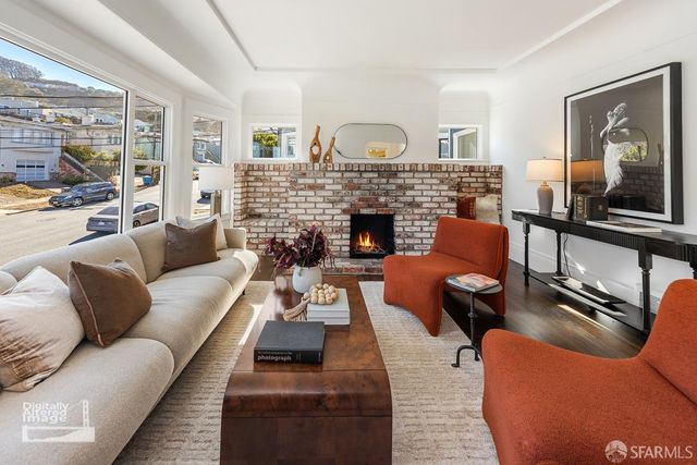 334 Chicago Way, San Francisco, CA 94112