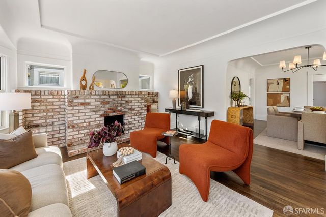 334 Chicago Way, San Francisco, CA 94112