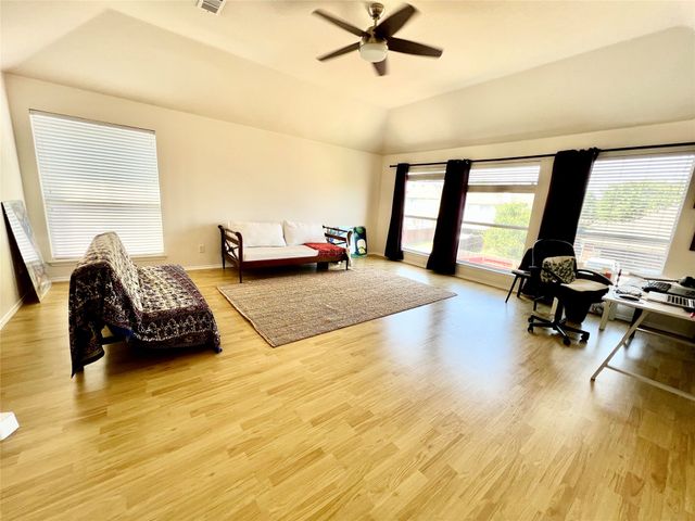 1715 Mapleleaf Falls Drive, Allen, TX 75002