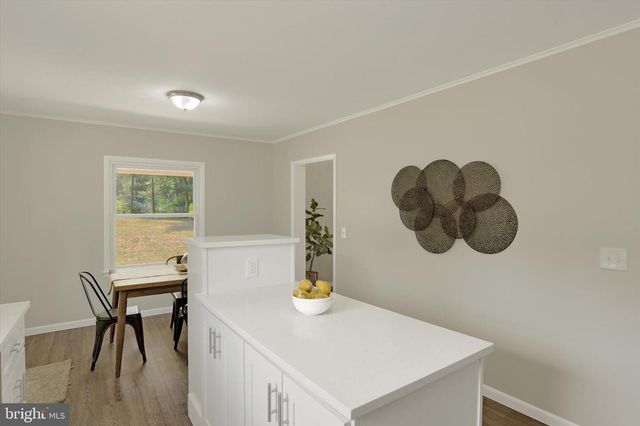 85 VISTA CIR, Etters, PA 17319