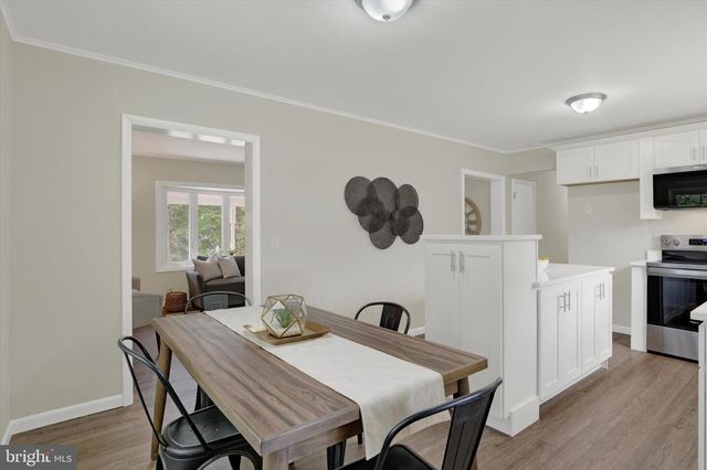 85 VISTA CIR, Etters, PA 17319