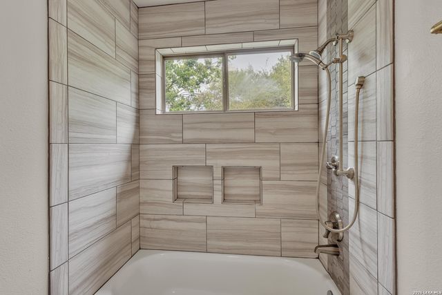 1718 Fox Tree, San Antonio, TX 78248