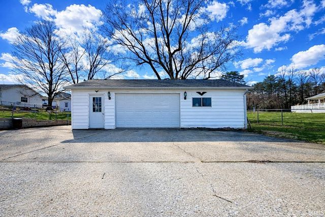 311 N Madison Street, Bedford, IN 47421