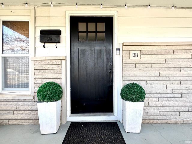 311 N Madison Street, Bedford, IN 47421