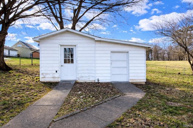 311 N Madison Street, Bedford, IN 47421