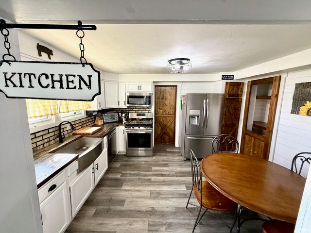 311 N Madison Street, Bedford, IN 47421