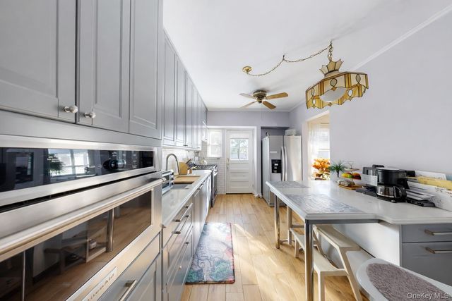 1762 Broadway, New Hyde Park, NY 11040