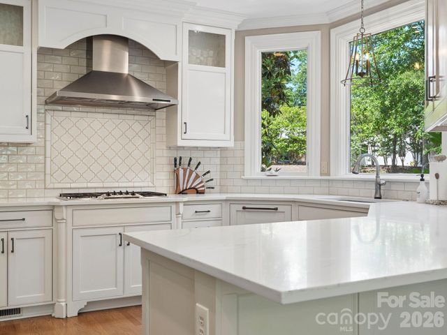 5500 Hardison Road, Charlotte, NC 28226