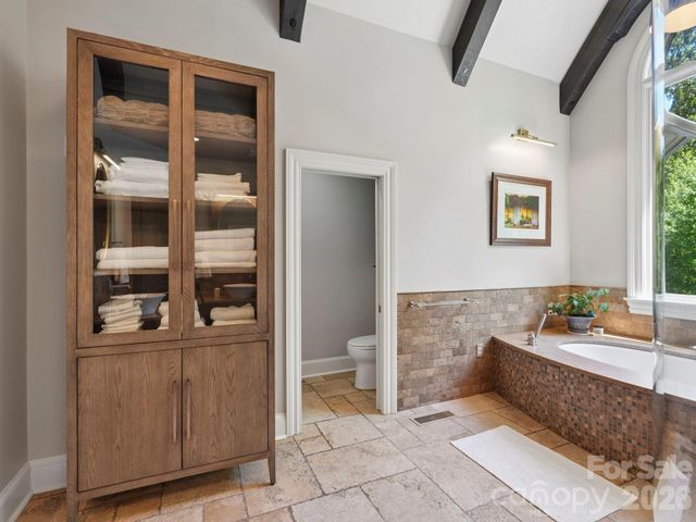 5500 Hardison Road, Charlotte, NC 28226