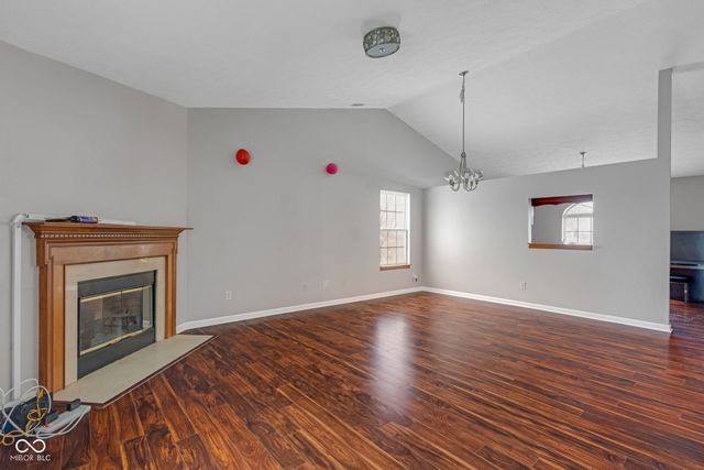 6318 Pickwick Court, Zionsville, IN 46077
