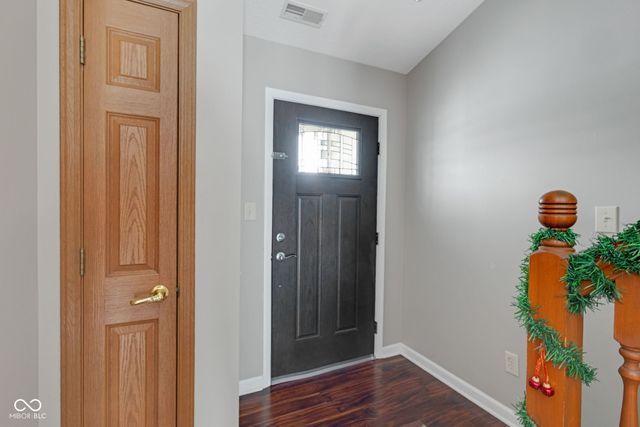 6318 Pickwick Court, Zionsville, IN 46077