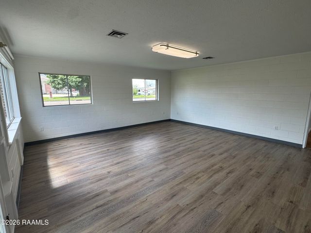 206 Guilbeau Road, Lafayette, LA 70506