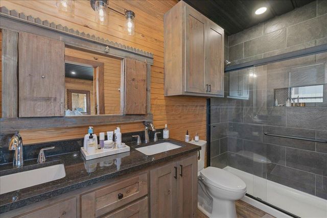 12621 EQUESTRIAN Trail, Amarillo, TX 79118