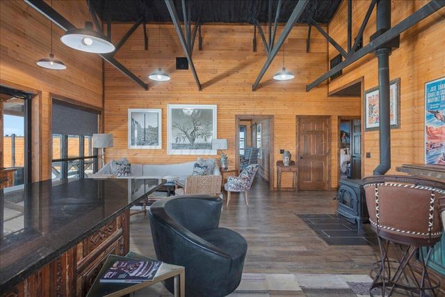 12621 EQUESTRIAN Trail, Amarillo, TX 79118