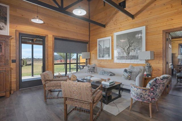 12621 EQUESTRIAN Trail, Amarillo, TX 79118