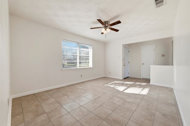 807 Havenwood Drive, Dallas, TX 75232