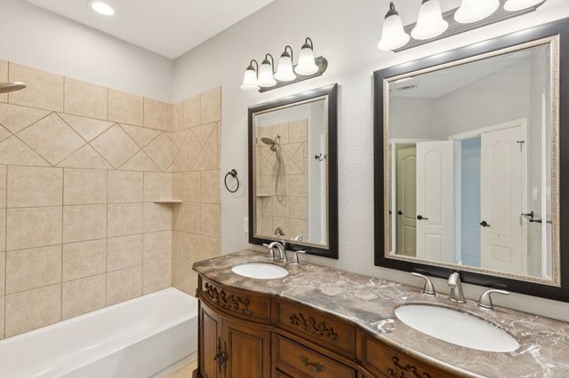 3711 Venice Drive, Irving, TX 75038
