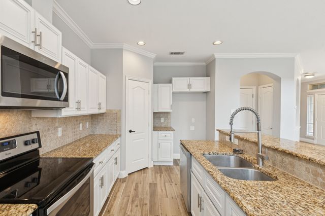 3711 Venice Drive, Irving, TX 75038