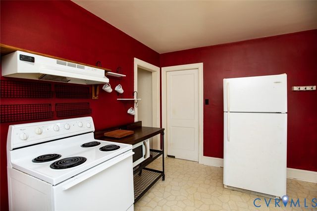 4996 Farmville Rd, Farmville, VA 23901