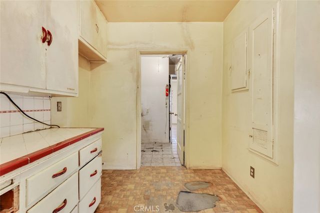 14047 Herron Street, Sylmar, CA 91342