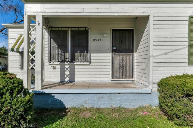 14047 Herron Street, Sylmar, CA 91342