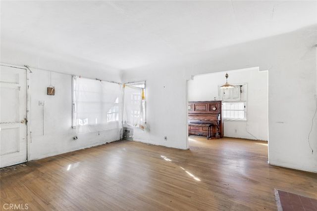 14047 Herron Street, Sylmar, CA 91342