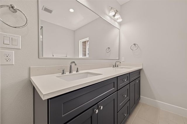 3350 Pinemont Drive, Houston, TX 77018