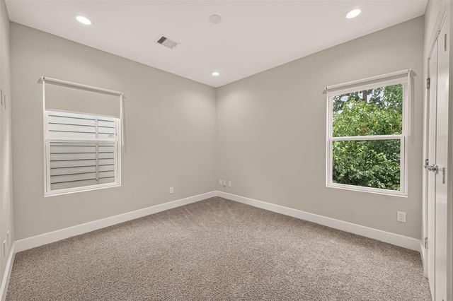 3350 Pinemont Drive, Houston, TX 77018