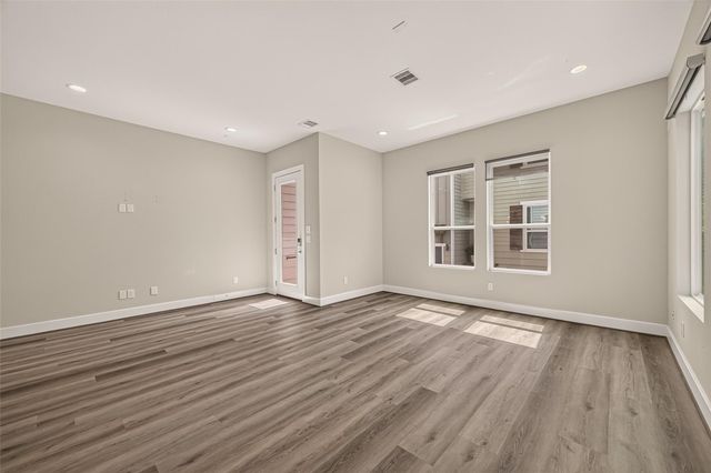 3350 Pinemont Drive, Houston, TX 77018