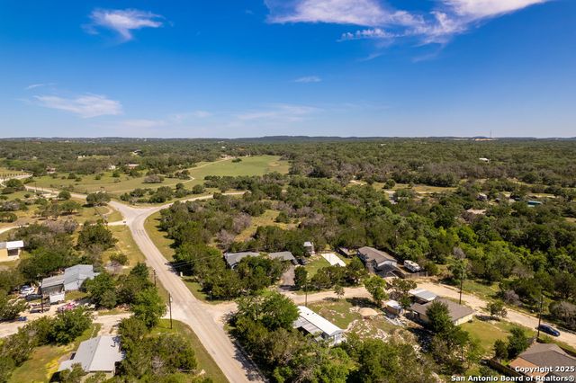 306 Wren Cir, Spring Branch, TX 78070