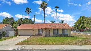 910 S Larch, Rialto, CA 92316