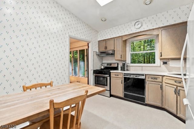 87 Orion Rd, Berkeley Heights Twp., NJ 07922