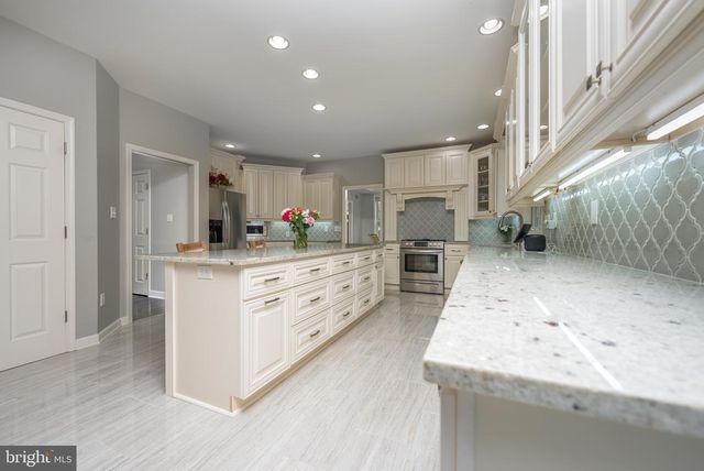 2384 CASTLEGREEN DRIVE, Greencastle, PA 17225
