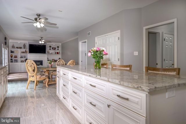 2384 CASTLEGREEN DRIVE, Greencastle, PA 17225