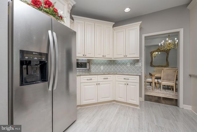 2384 CASTLEGREEN DRIVE, Greencastle, PA 17225