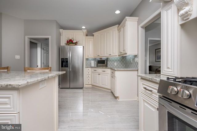 2384 CASTLEGREEN DRIVE, Greencastle, PA 17225